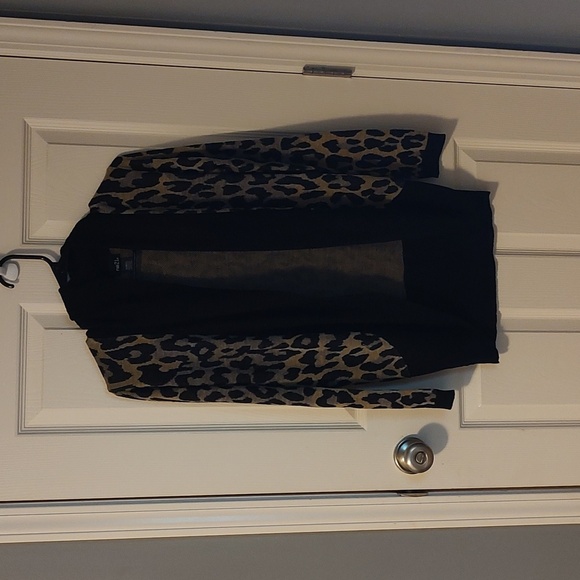 Rue21 Leopard Print Cardigan - Picture 1 of 3